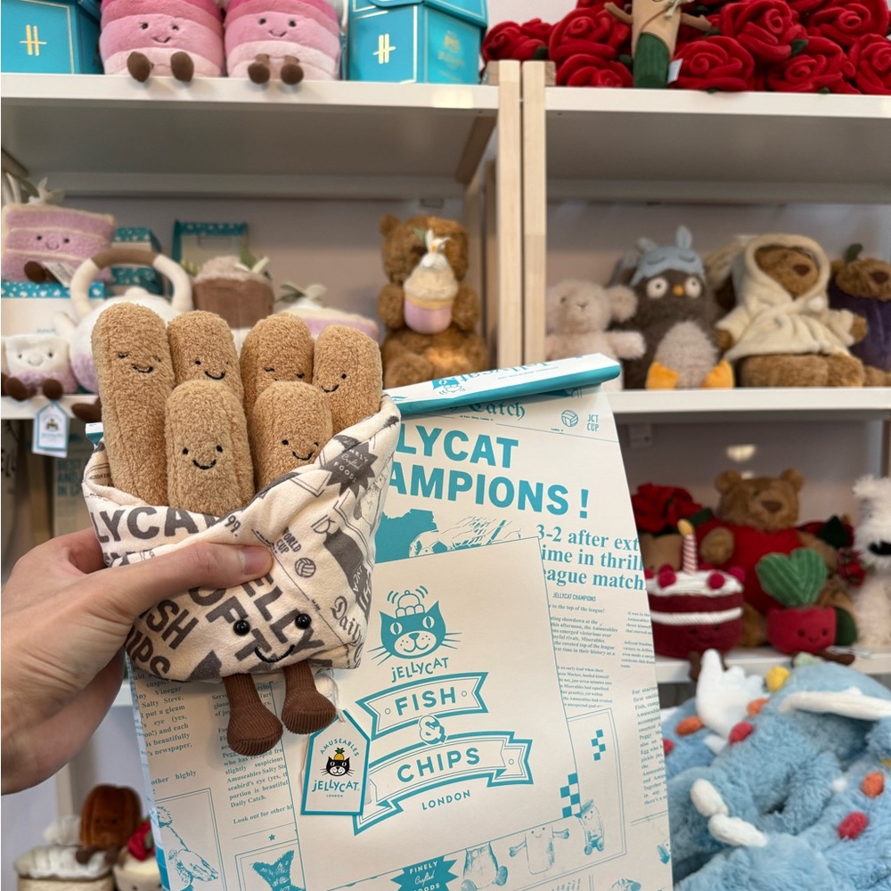 Jellycat Cosy Chips. London Exclusive. Brand new with tag, with pin and sticker